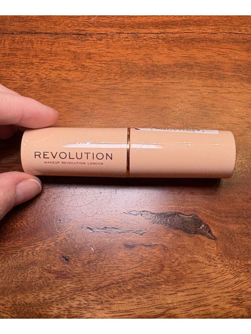 Revolution foundation stick F13. NEW!